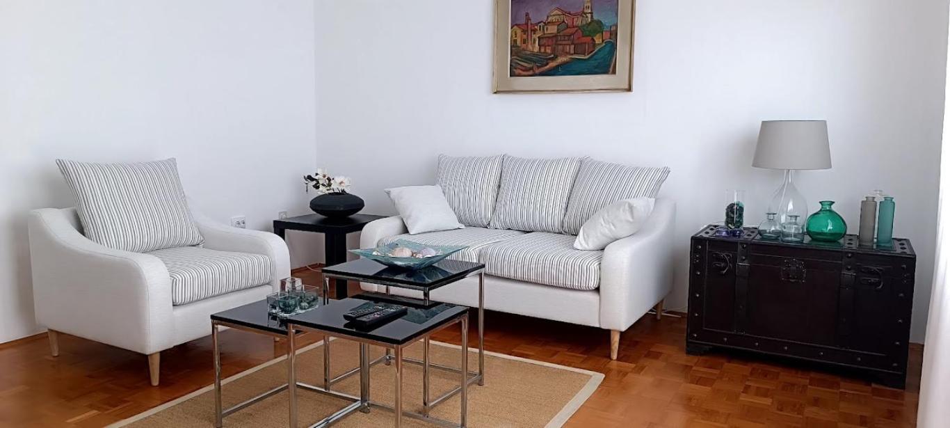Amazing Seaview Apartment With A Balcony Near The Beach - Kneza Trpimira I Zadar Ngoại thất bức ảnh