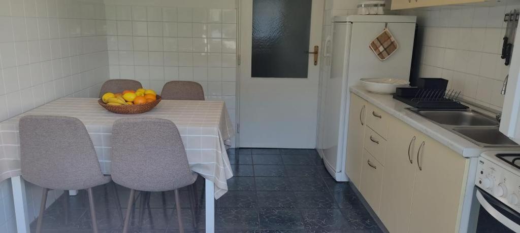 Amazing Seaview Apartment With A Balcony Near The Beach - Kneza Trpimira I Zadar Ngoại thất bức ảnh